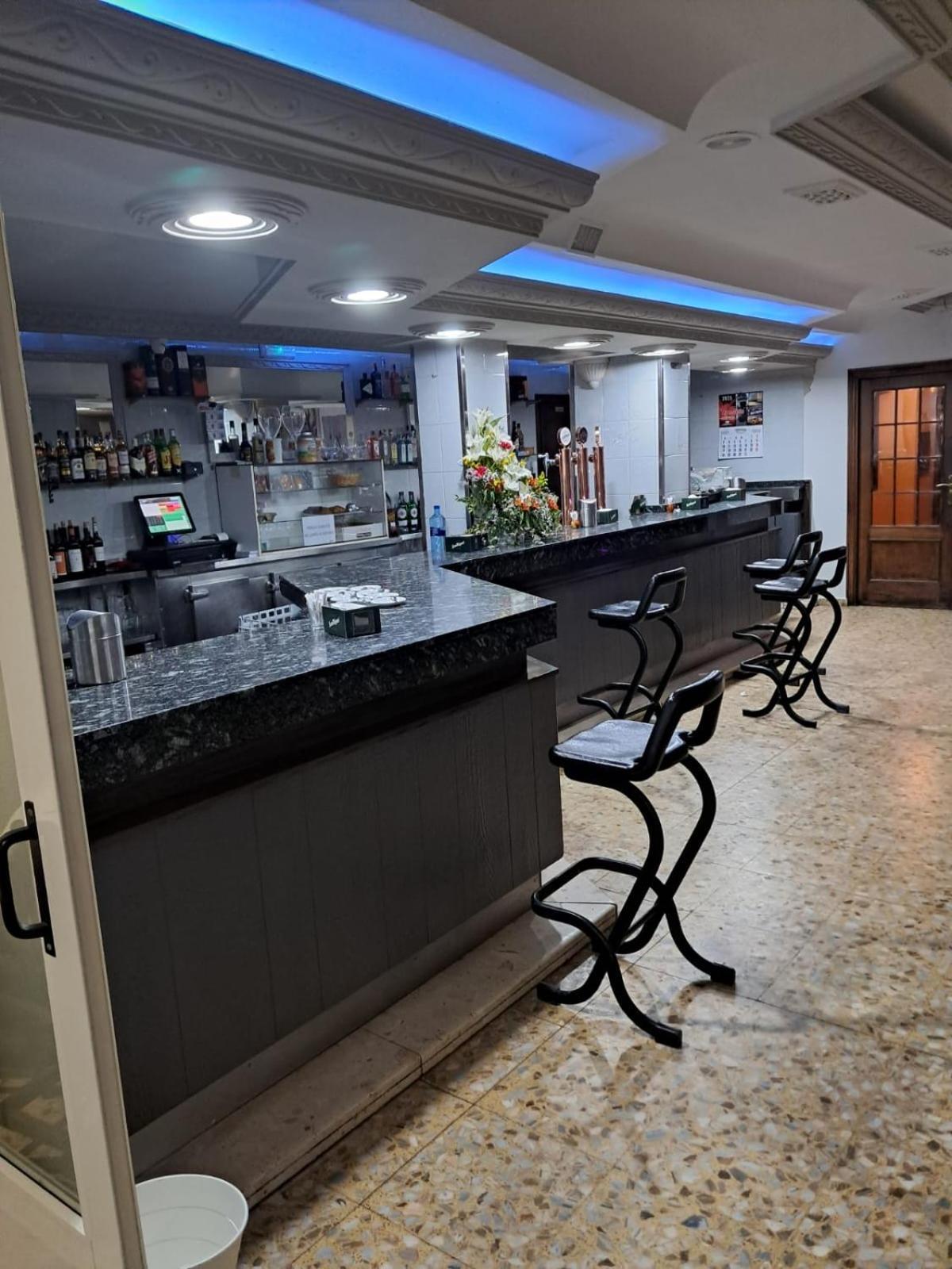 Hostal San Miguel Hotel Leon Ngoại thất bức ảnh